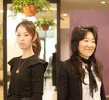 松本 瑠美さんと小松 よしえさん