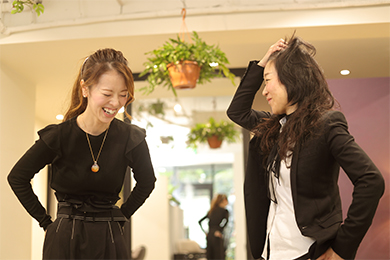 松本 瑠美さんと小松 よしえさん